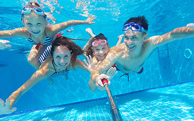 Schwimmen und Tauchen im Freizeitbad Olpe für die ganze Familie